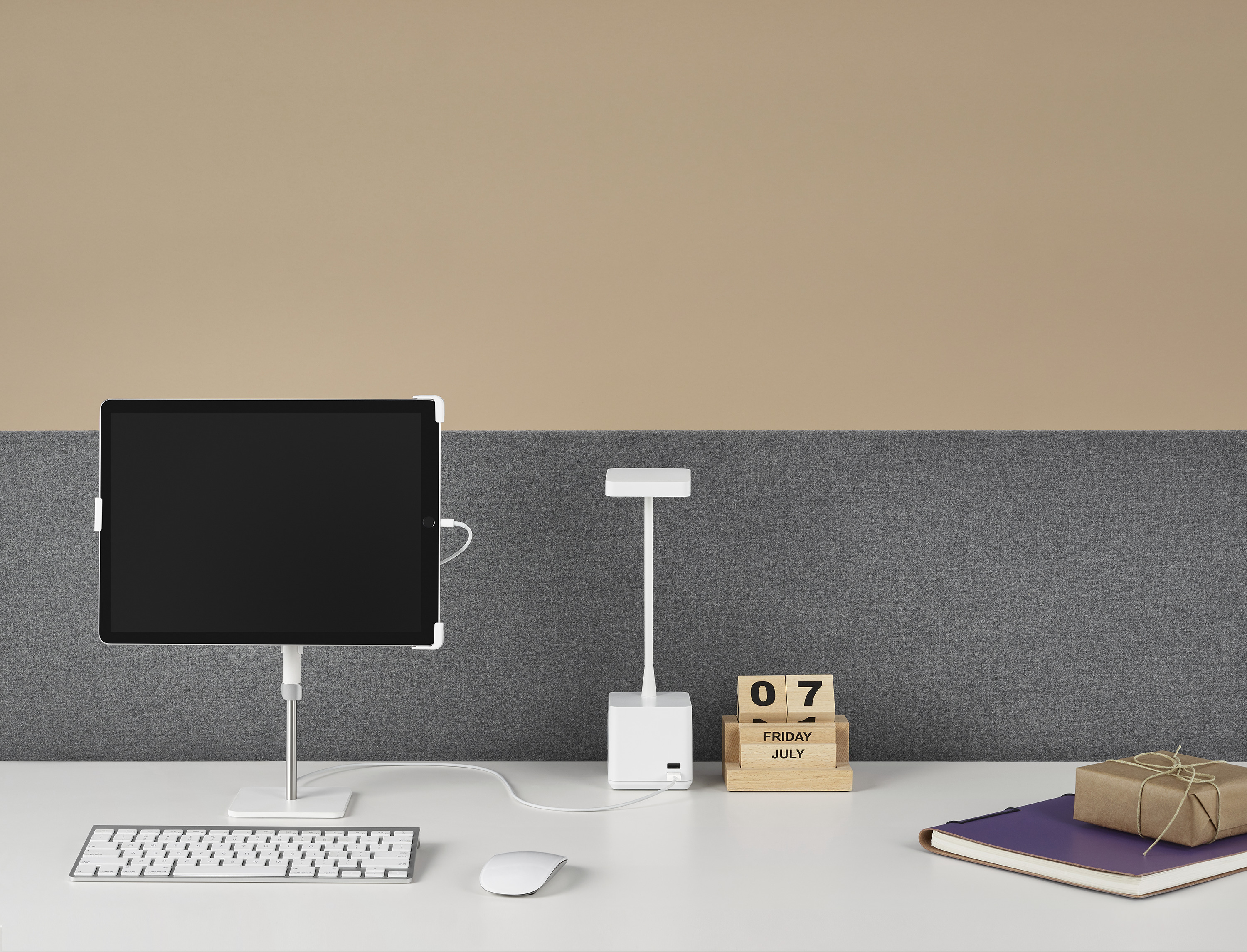 华体会体育官方在线官网 - 灯饰|台灯|办公家具|华体会体育官方在线官网家具|库伯特台灯